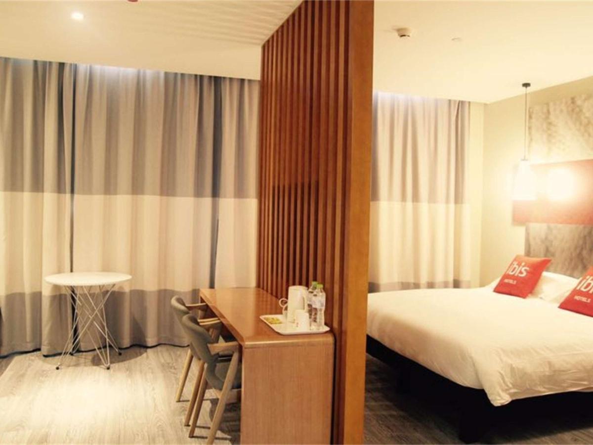 ibis Chengdu Meizhou Center Extérieur photo